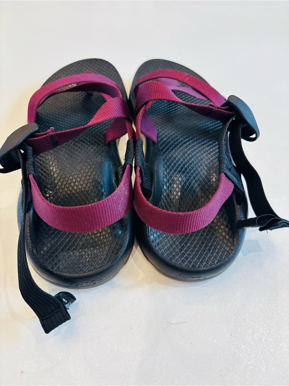 Chaco Women's Z2 Sandals - Black Footbed with Burgundy Straps size 10 - Picture 5 of 8